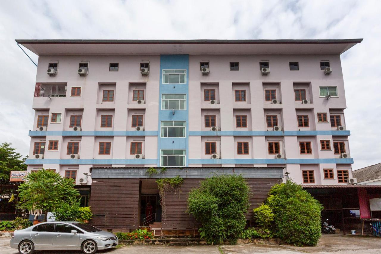 Oyo 75356 Thipsiri Lodge チエンマイ エクステリア 写真
