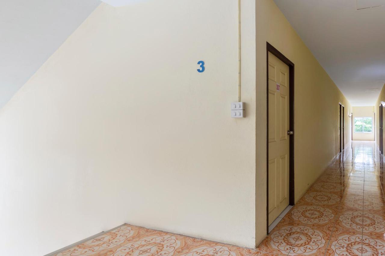Oyo 75356 Thipsiri Lodge チエンマイ エクステリア 写真