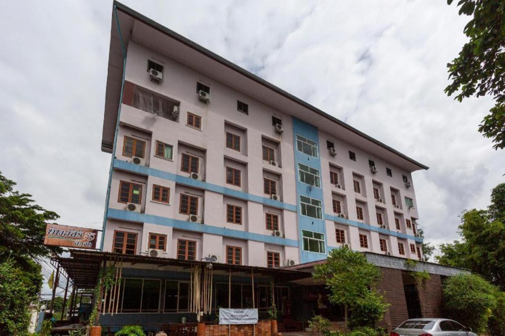 Oyo 75356 Thipsiri Lodge チエンマイ エクステリア 写真