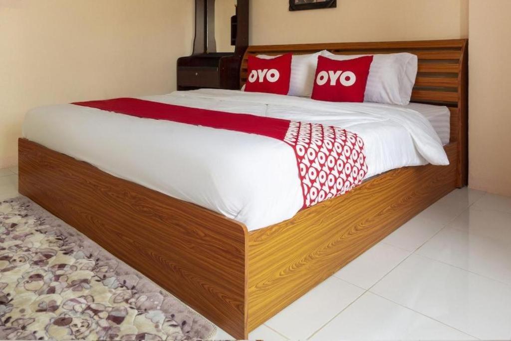 Oyo 75356 Thipsiri Lodge チエンマイ エクステリア 写真
